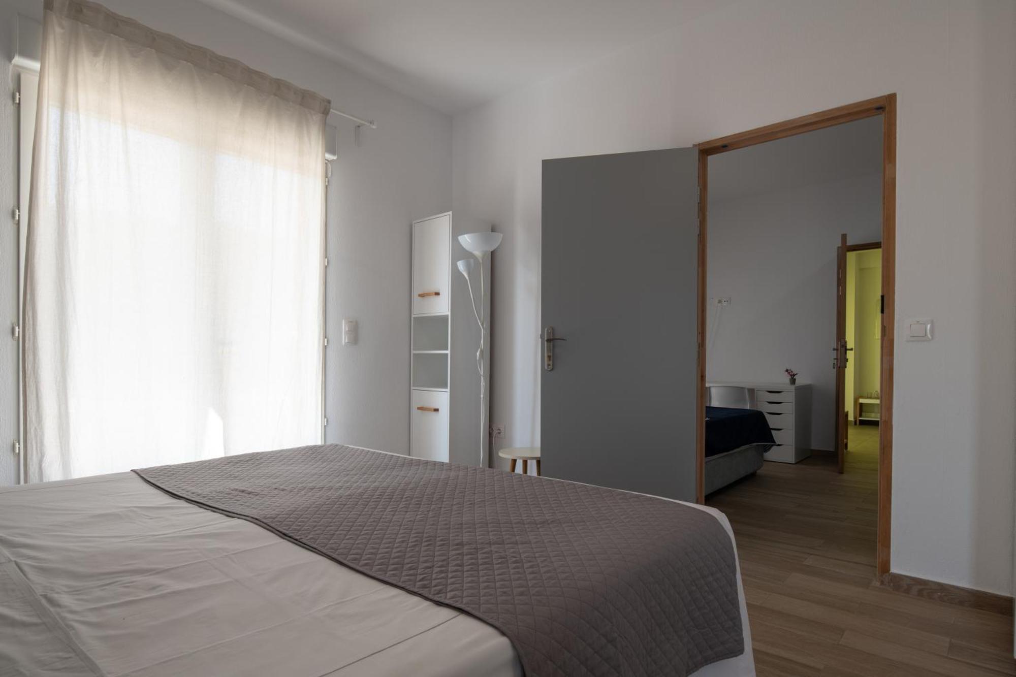 Les Oliviers - Studios & Apartments Вурвуру Экстерьер фото